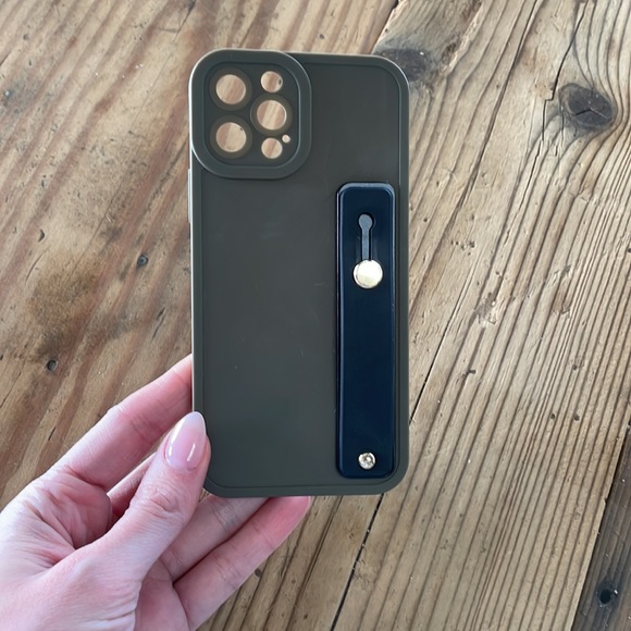 iPhone 12 Pro Phone Case in olive green with black & gold phone grip - Picture 1 of 9